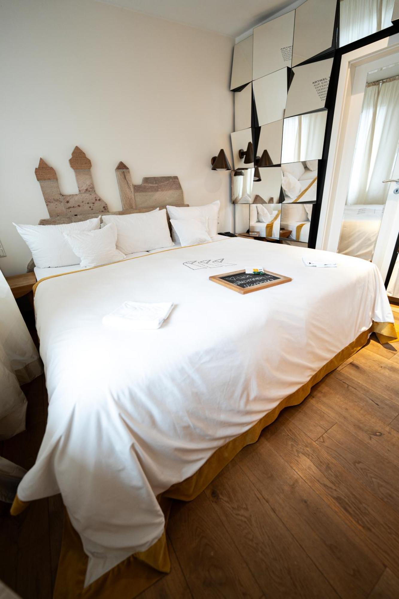 Hotel Drei Raben Nuremberg Bagian luar foto