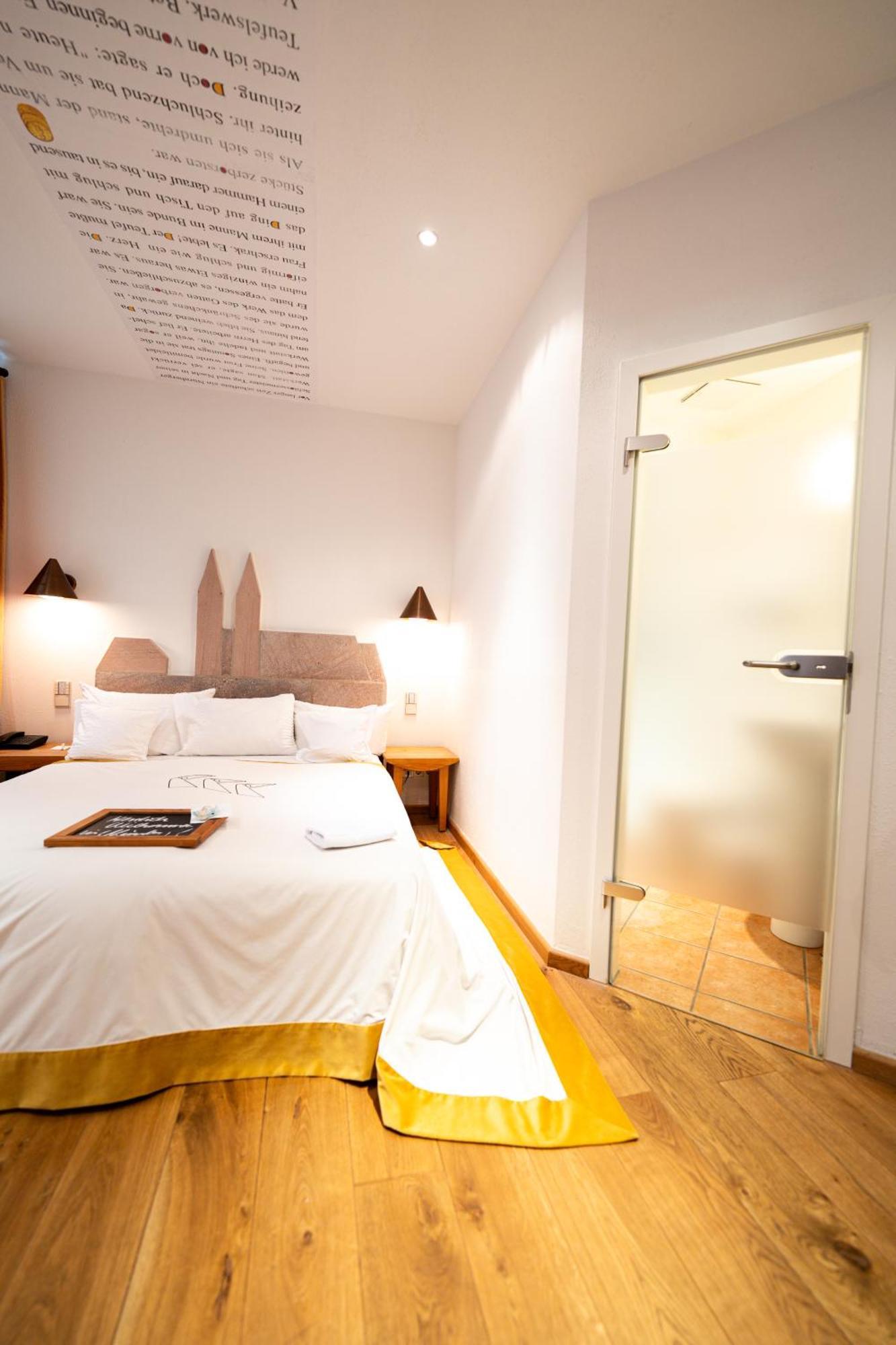 Hotel Drei Raben Nuremberg Bagian luar foto