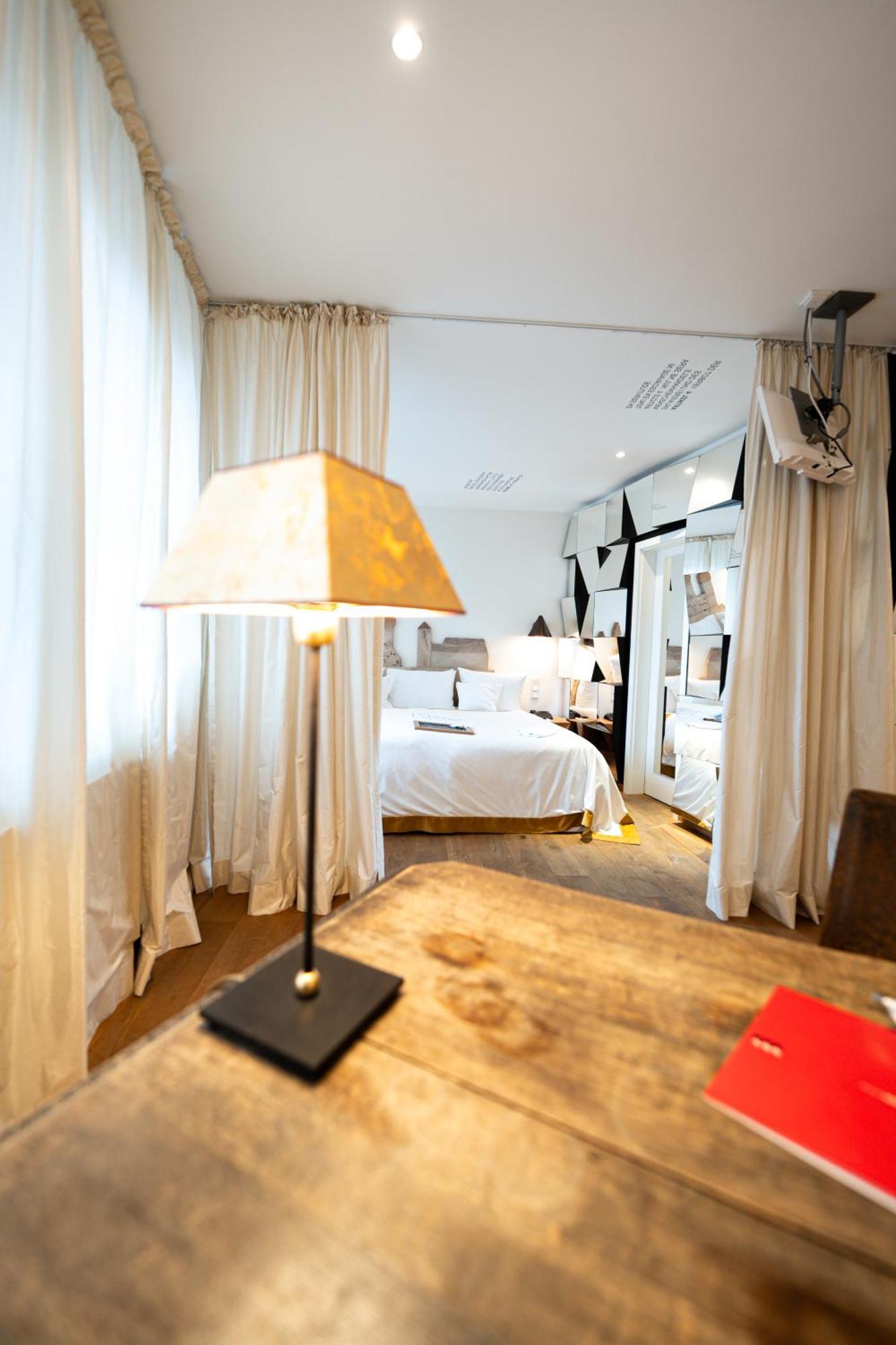 Hotel Drei Raben Nuremberg Bagian luar foto